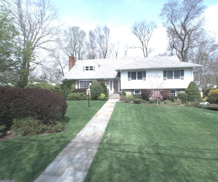 Photo of 22 LEATHERSTOCKING LA , SCARSDALE