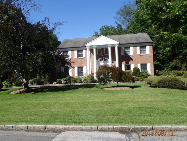 Photo of 15 CANTERBURY RD , SCARSDALE