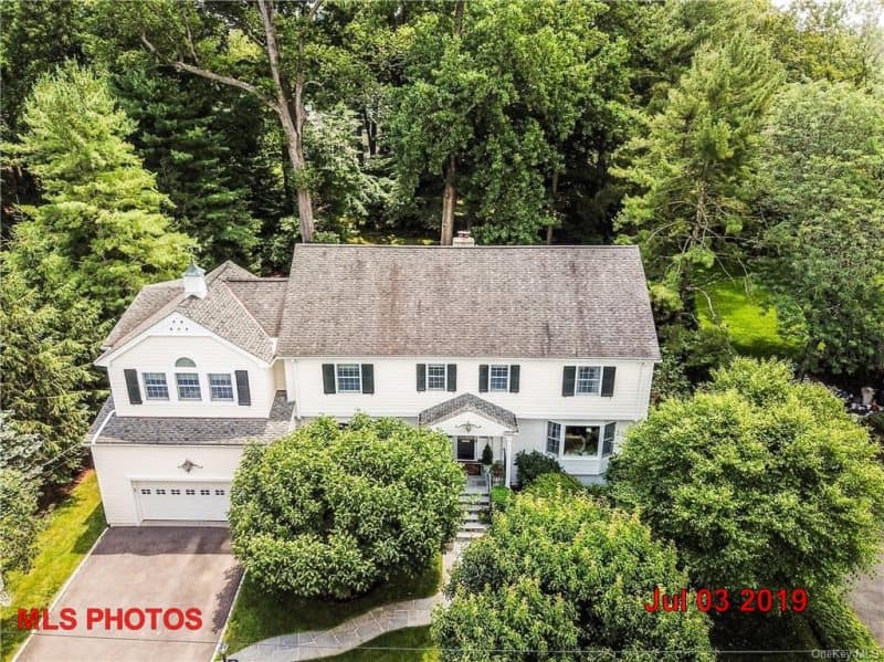 Photo of 18 CAYUGA RD , SCARSDALE