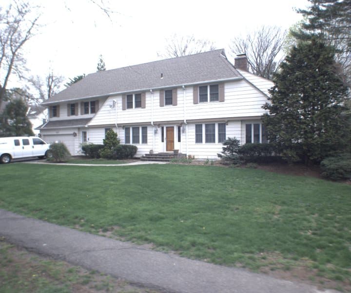 Photo of 327 HEATHCOTE RD , SCARSDALE