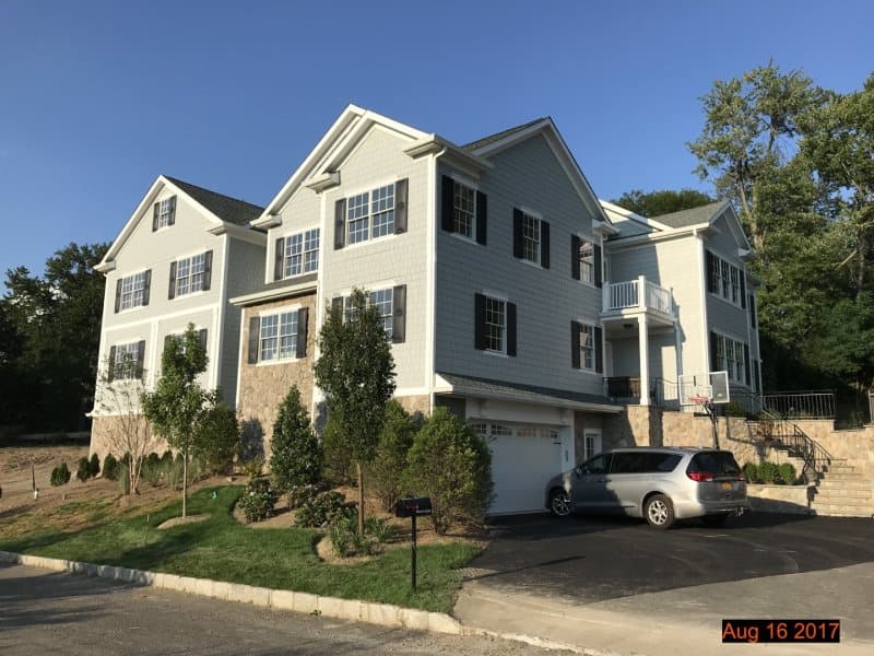 Photo of 8 MANOR LA , SCARSDALE