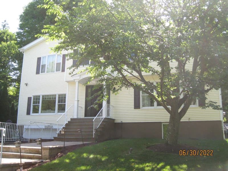 Photo of 7 WEAVER ST , SCARSDALE