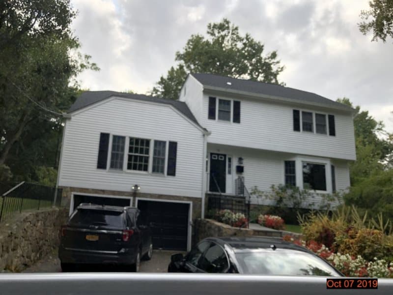 Photo of 10 REYNAL CR , SCARSDALE