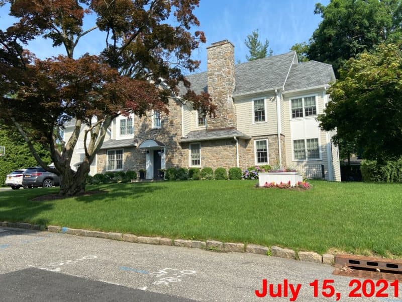 Photo of 21 WILDWOOD RD, SCARSDALE