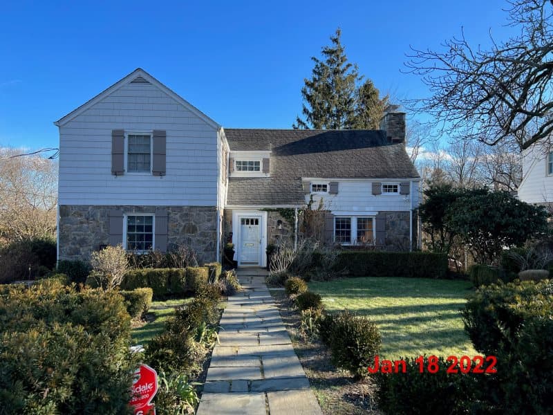 Photo of 36 WILDWOOD RD, SCARSDALE