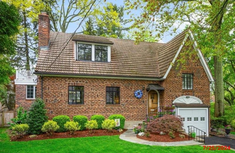 Photo of 11 CORALYN RD , SCARSDALE