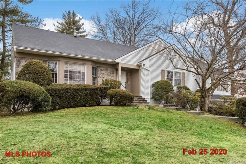 Photo of 1 BOULDER BROOK RD , SCARSDALE