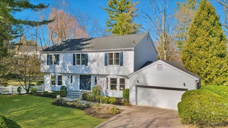 Photo of 4 ROCK MEADOW LA , SCARSDALE