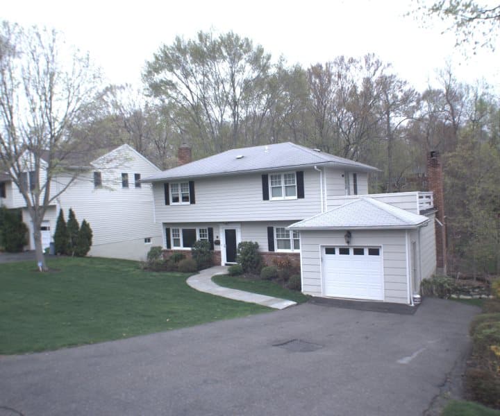 Photo of 35 BLACK BIRCH LA , SCARSDALE