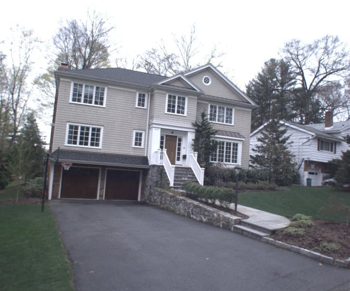 Photo of 6 THORNWOOD PL , SCARSDALE