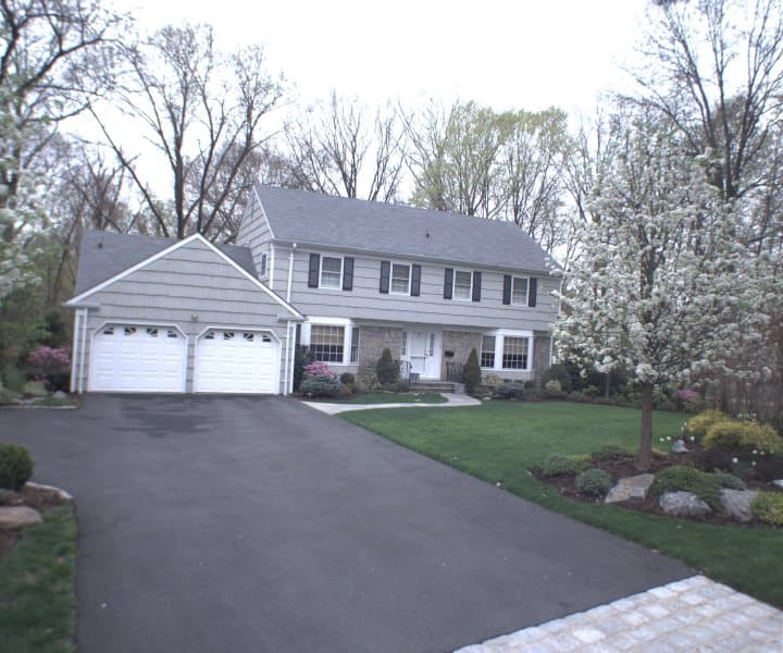 Photo of 8 SYCAMORE RD , SCARSDALE