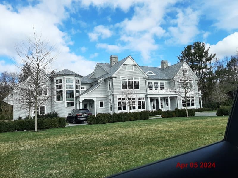 Photo of 12 STONEWALL LA, SCARSDALE