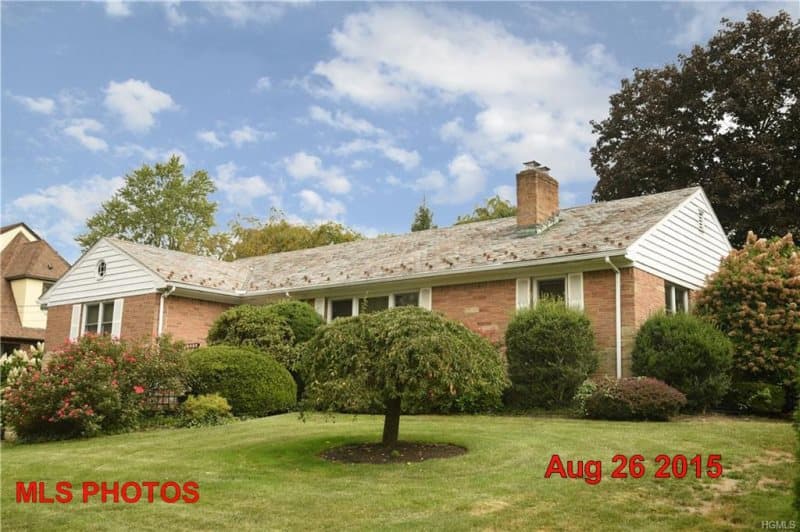 Photo of 347 HEATHCOTE RD , SCARSDALE