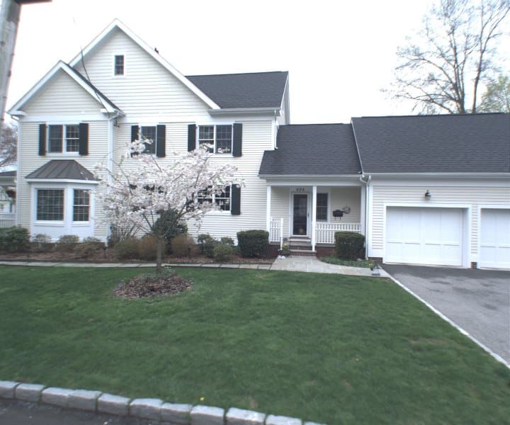 Photo of 404 HEATHCOTE RD , SCARSDALE