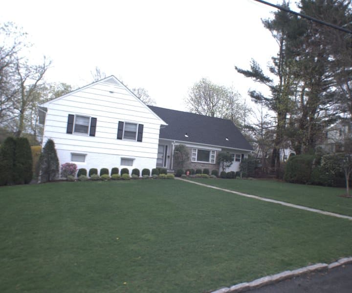 Photo of 28 HARVEST DR , SCARSDALE