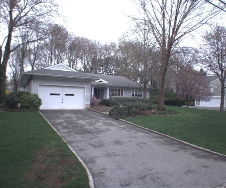 Photo of 7 HARVEST DR, SCARSDALE