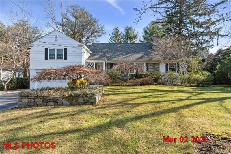 Photo of 6 MEADOW RD , SCARSDALE