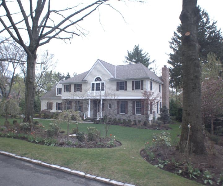 Photo of 14 COLONIAL RD , SCARSDALE