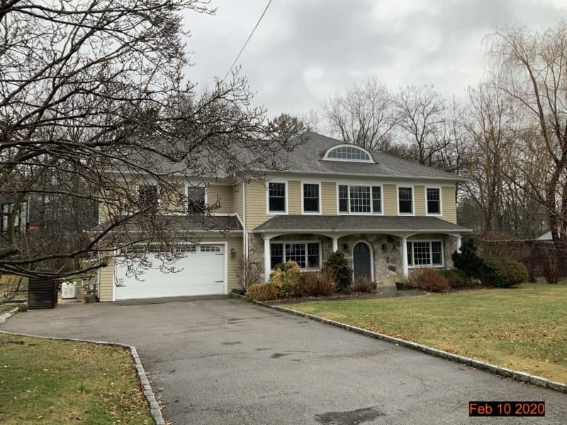 Photo of 8 MAYFLOWER RD, SCARSDALE