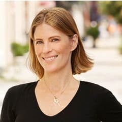 Photo of Tova Bourque